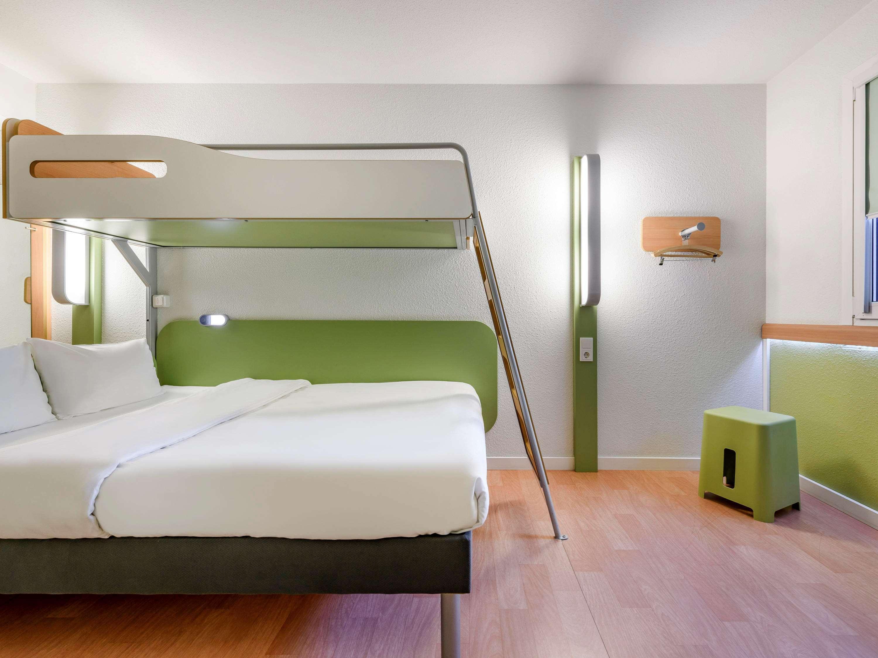 ไอบิส บัดเจ็ต เบอร์ลิน พอตส์ดาเมอร์ พลัทซ์ Hotel ภายนอก รูปภาพ