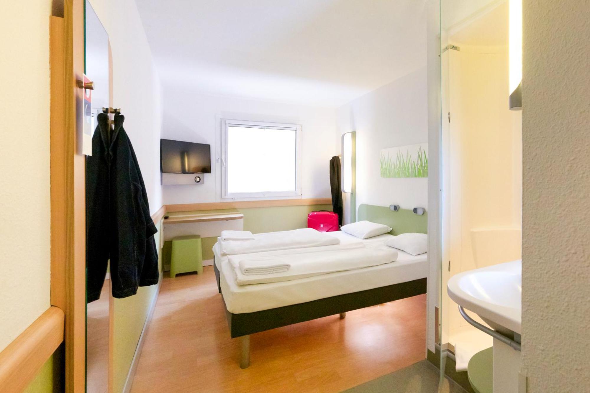 ไอบิส บัดเจ็ต เบอร์ลิน พอตส์ดาเมอร์ พลัทซ์ Hotel ภายนอก รูปภาพ