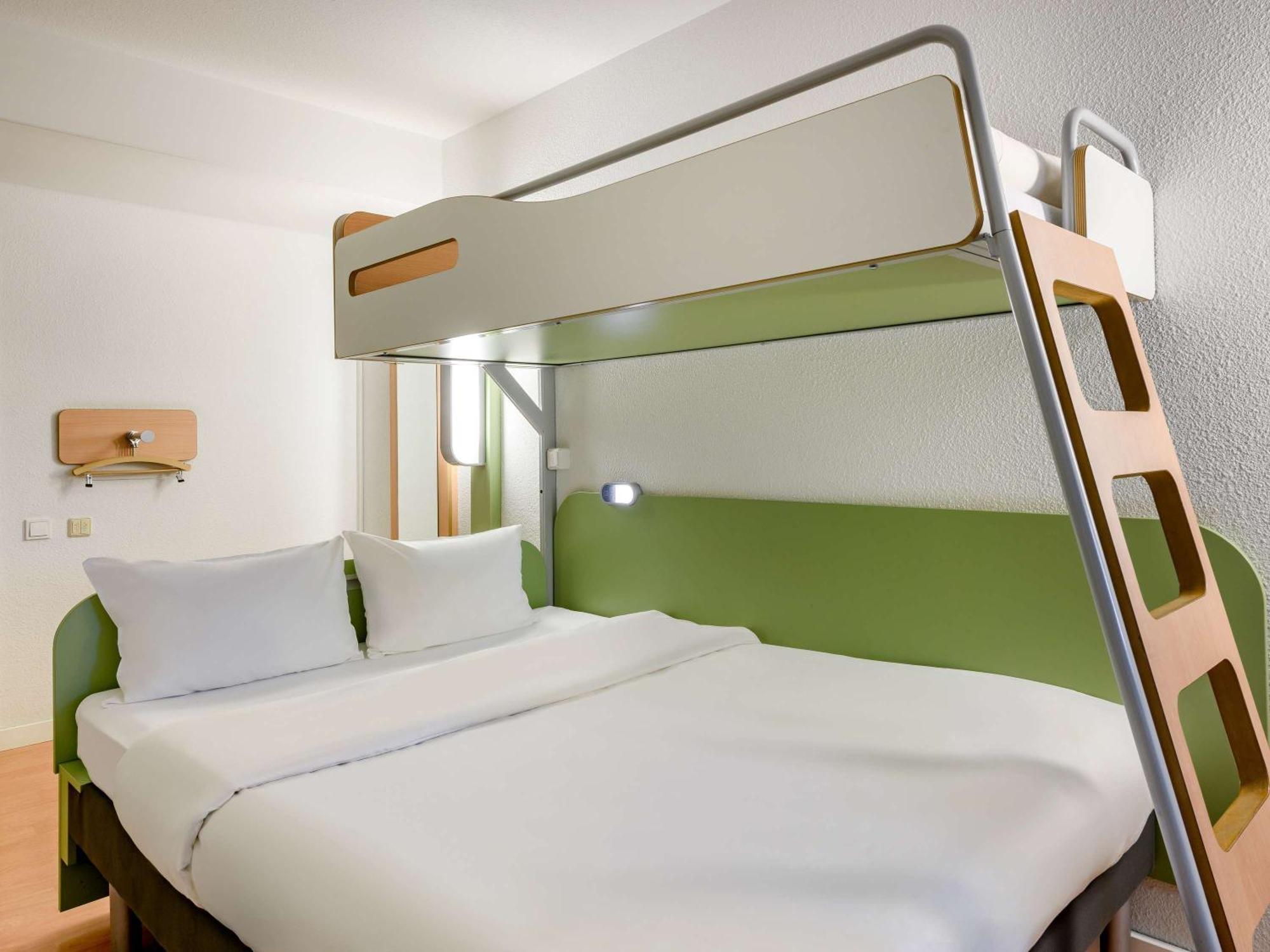 ไอบิส บัดเจ็ต เบอร์ลิน พอตส์ดาเมอร์ พลัทซ์ Hotel ภายนอก รูปภาพ